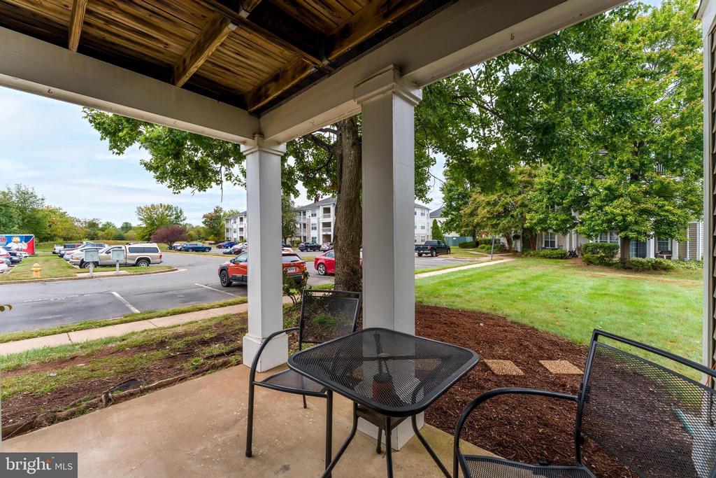 8091 LACY DRIVE 101