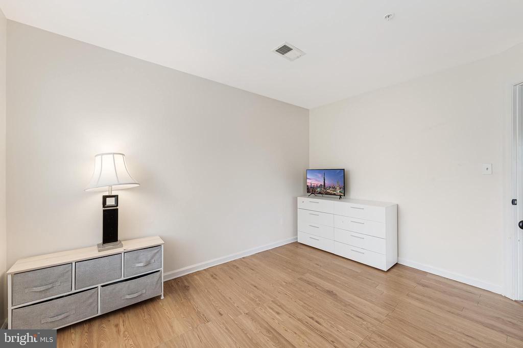 8091 LACY DRIVE 101