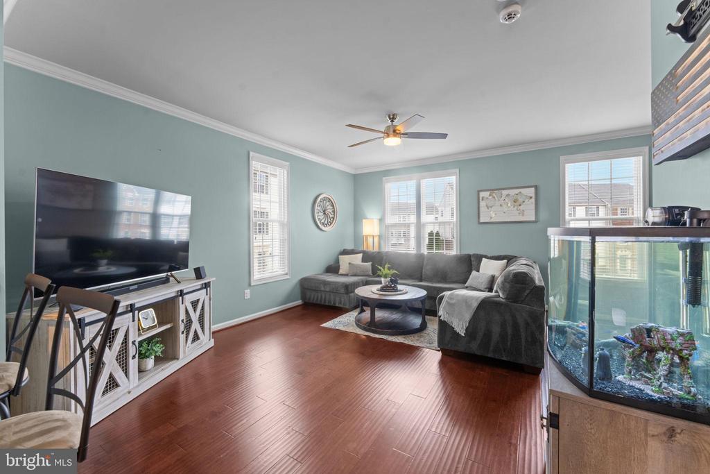 7010 KONA DRIVE