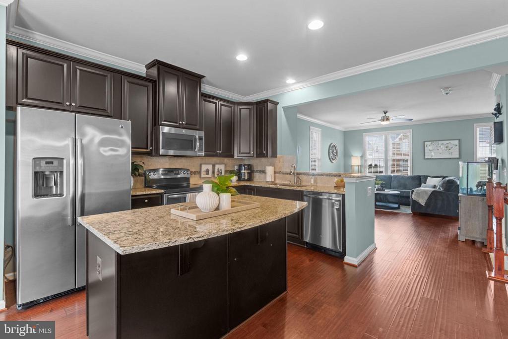 7010 KONA DRIVE