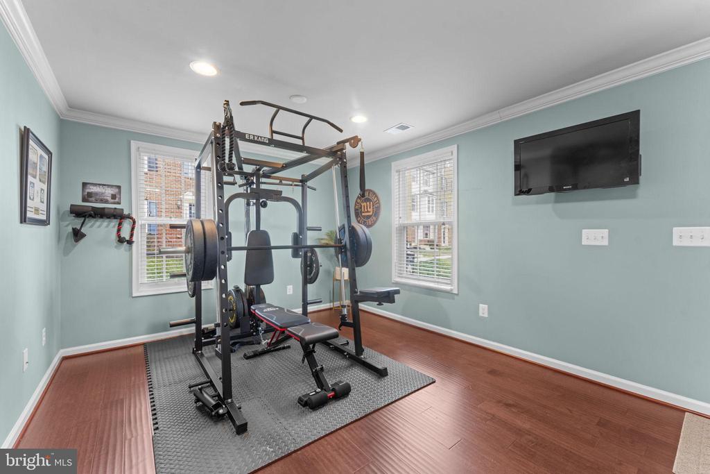7010 KONA DRIVE