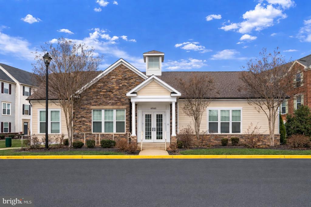 7010 KONA DRIVE
