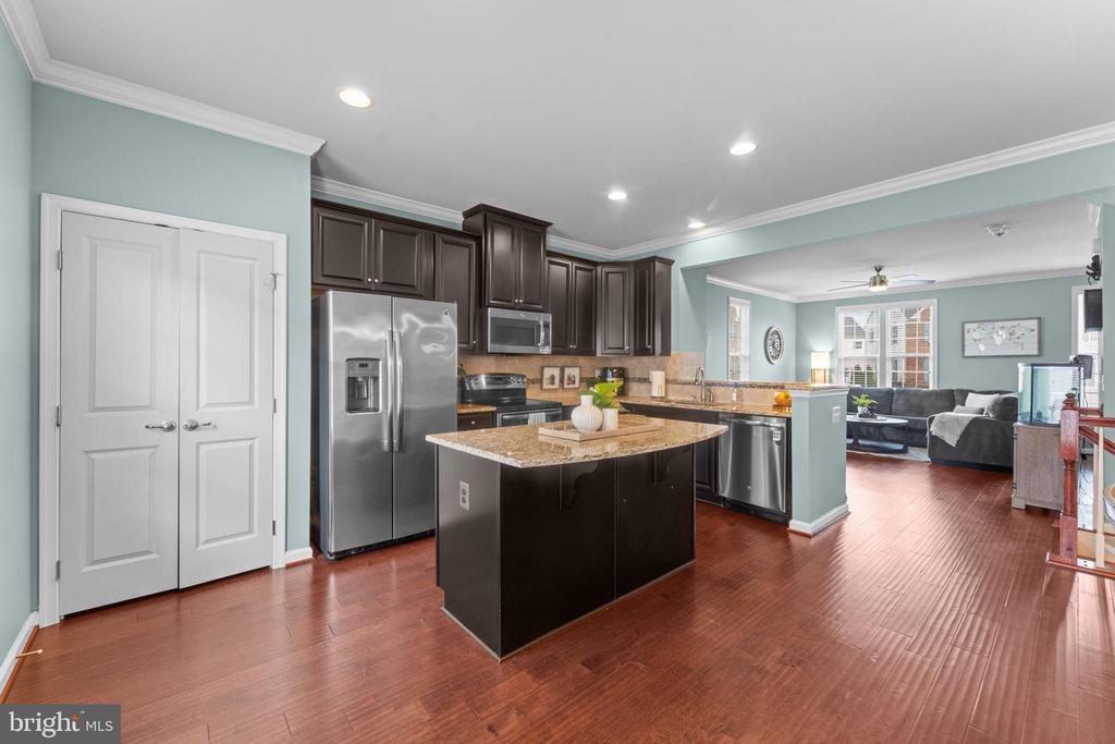 7010 KONA DRIVE