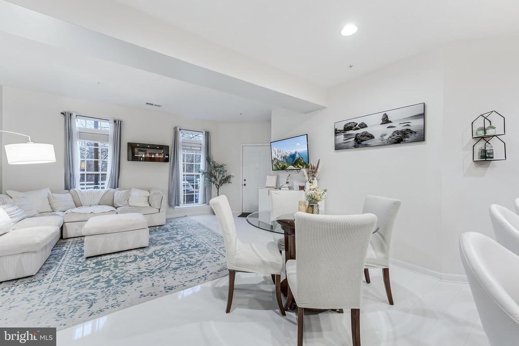 6908 KONA DRIVE