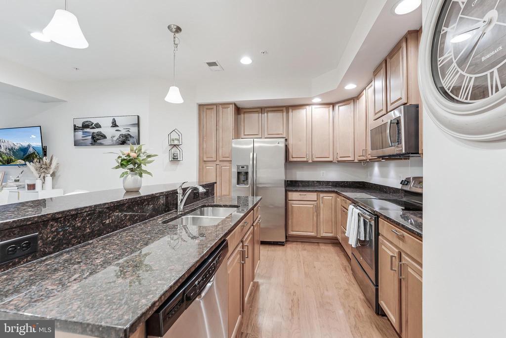 6908 KONA DRIVE