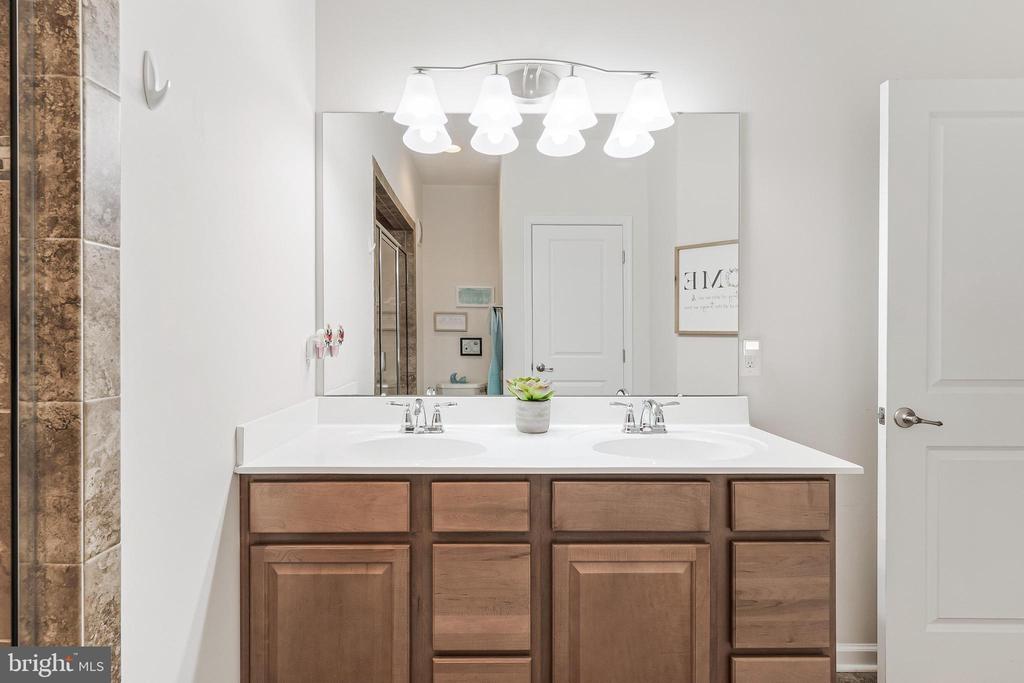 6908 KONA DRIVE