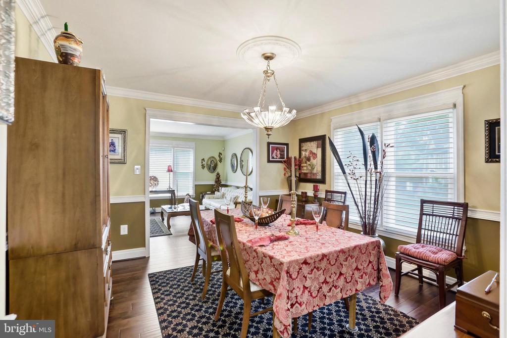 4132 WAYNESBORO COURT