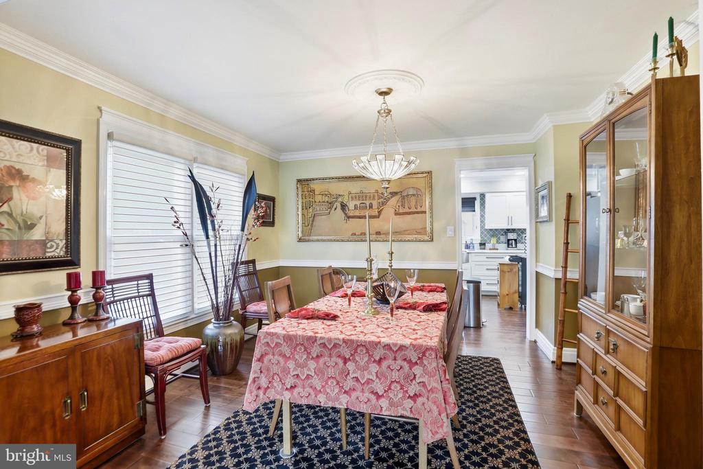 4132 WAYNESBORO COURT