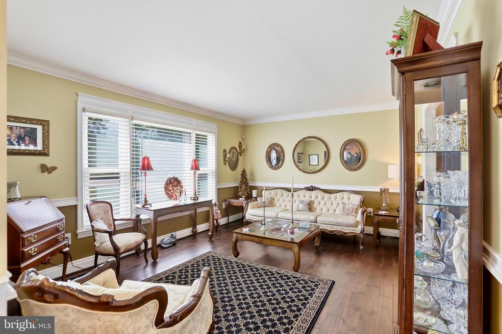 4132 WAYNESBORO COURT