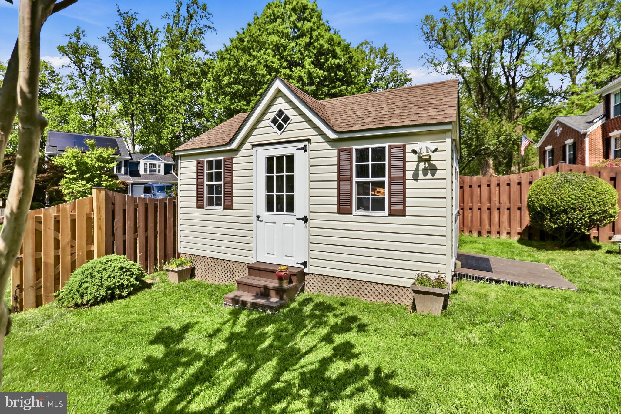 4132 WAYNESBORO COURT