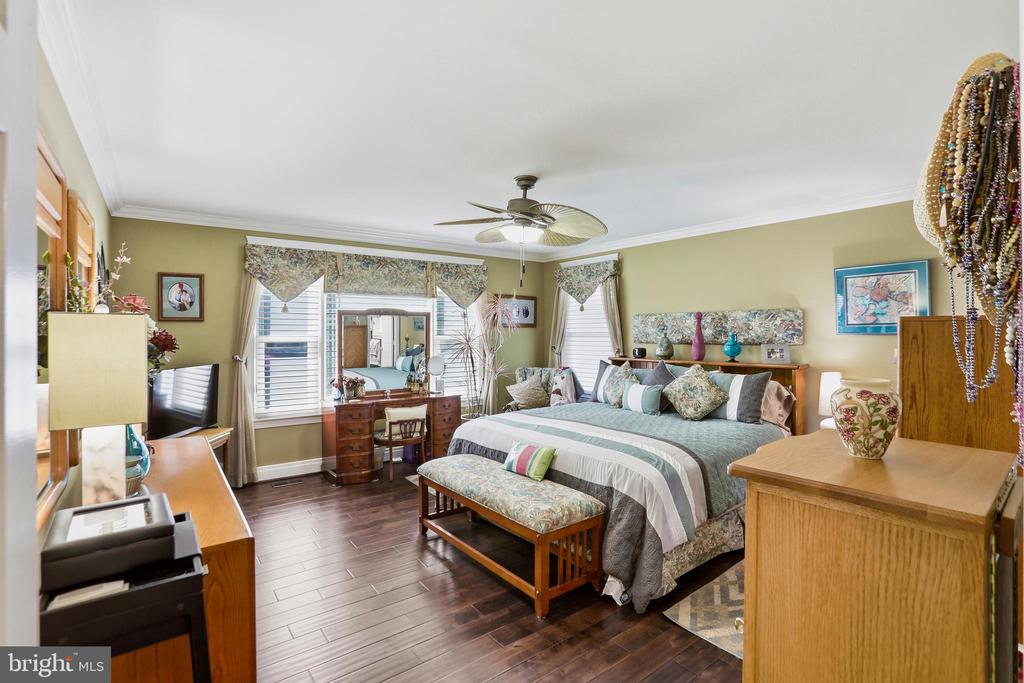 4132 WAYNESBORO COURT