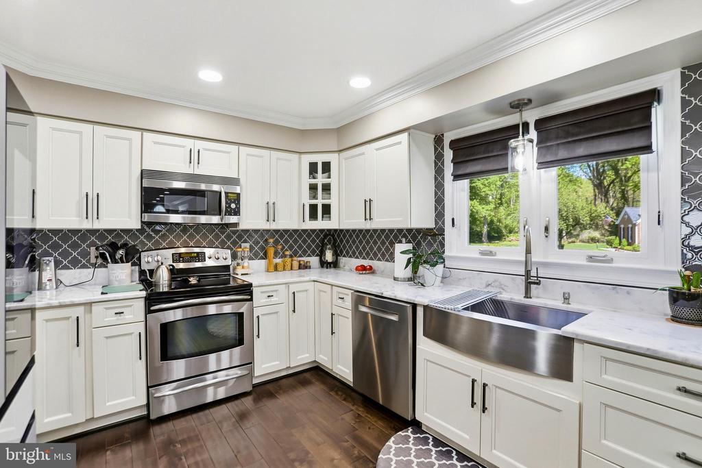 4132 WAYNESBORO COURT