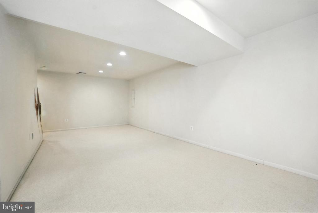 9144 BIG SPRINGS LOOP