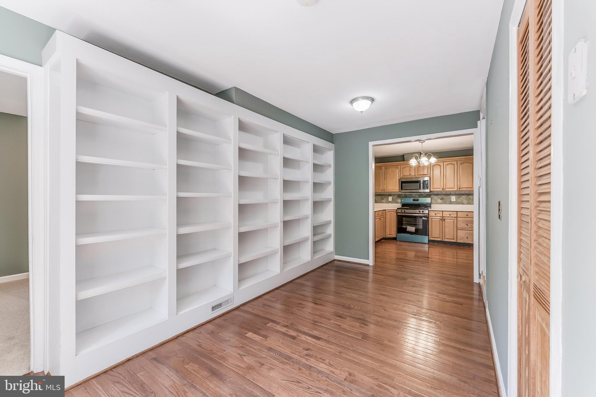 15045 HOLLEYSIDE DRIVE