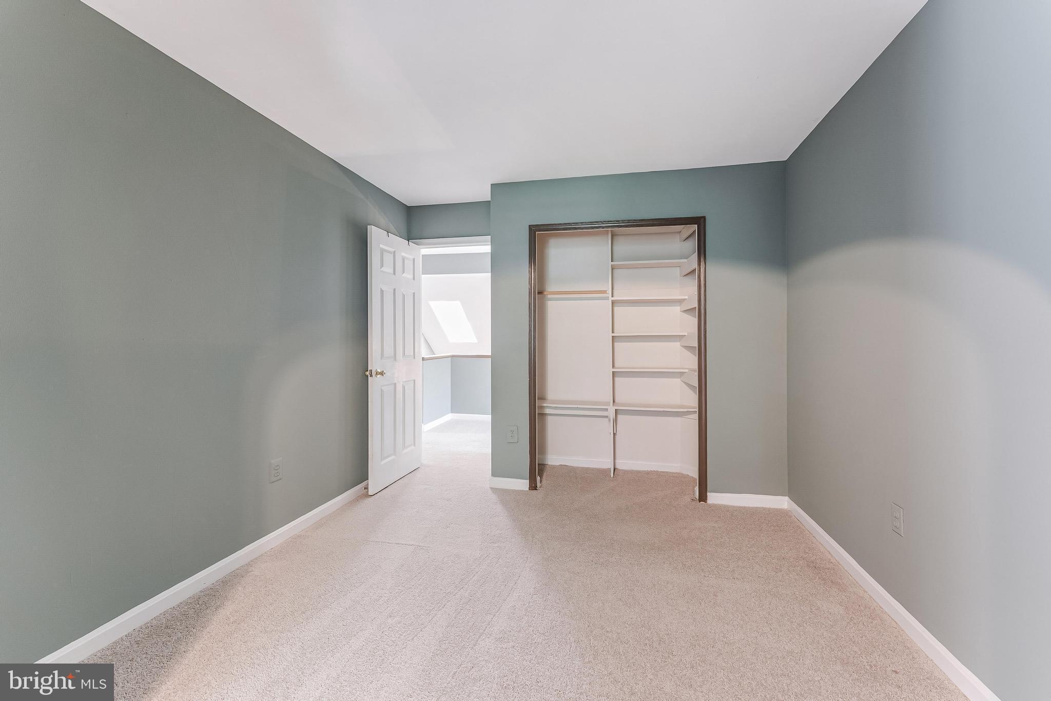 15045 HOLLEYSIDE DRIVE