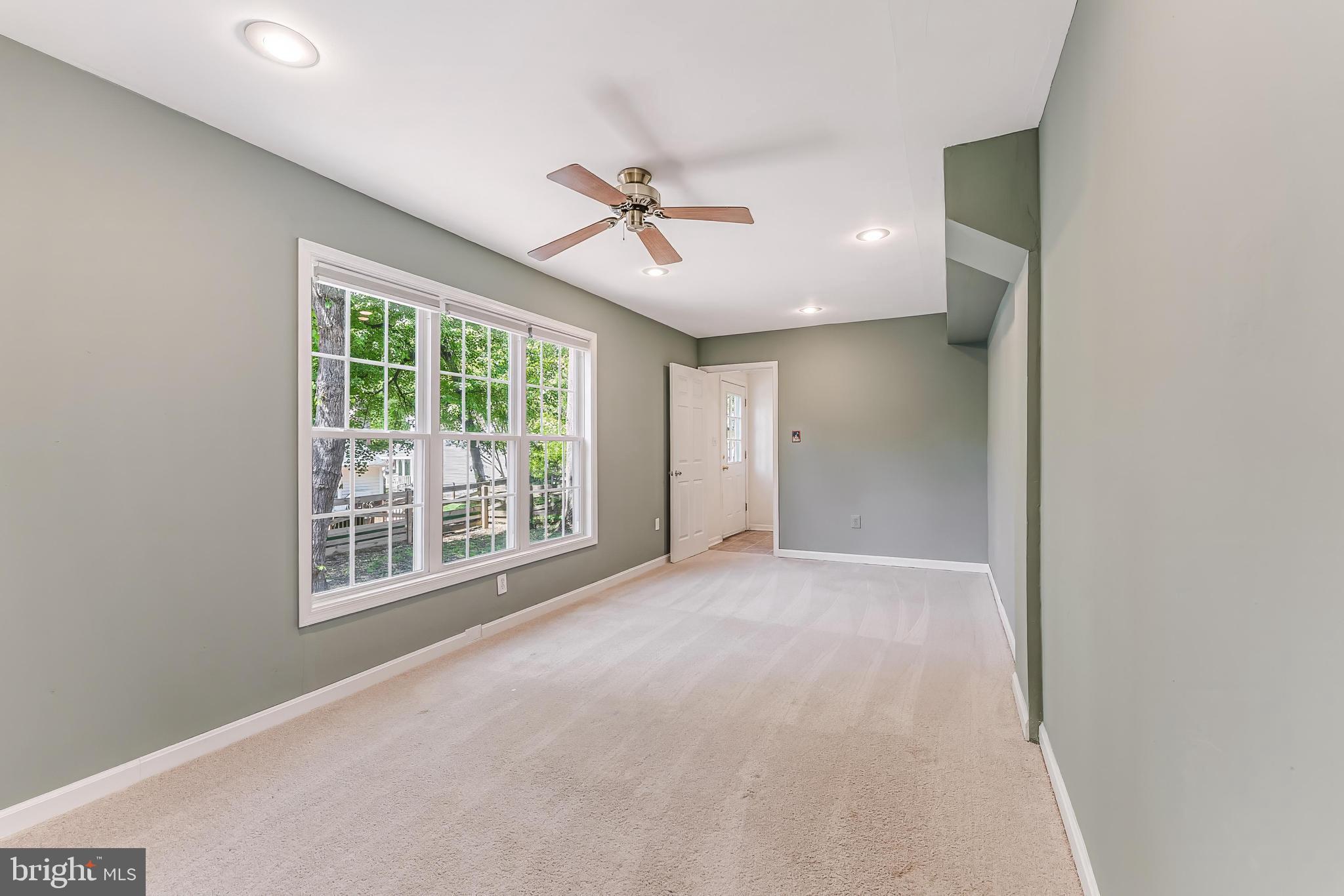 15045 HOLLEYSIDE DRIVE