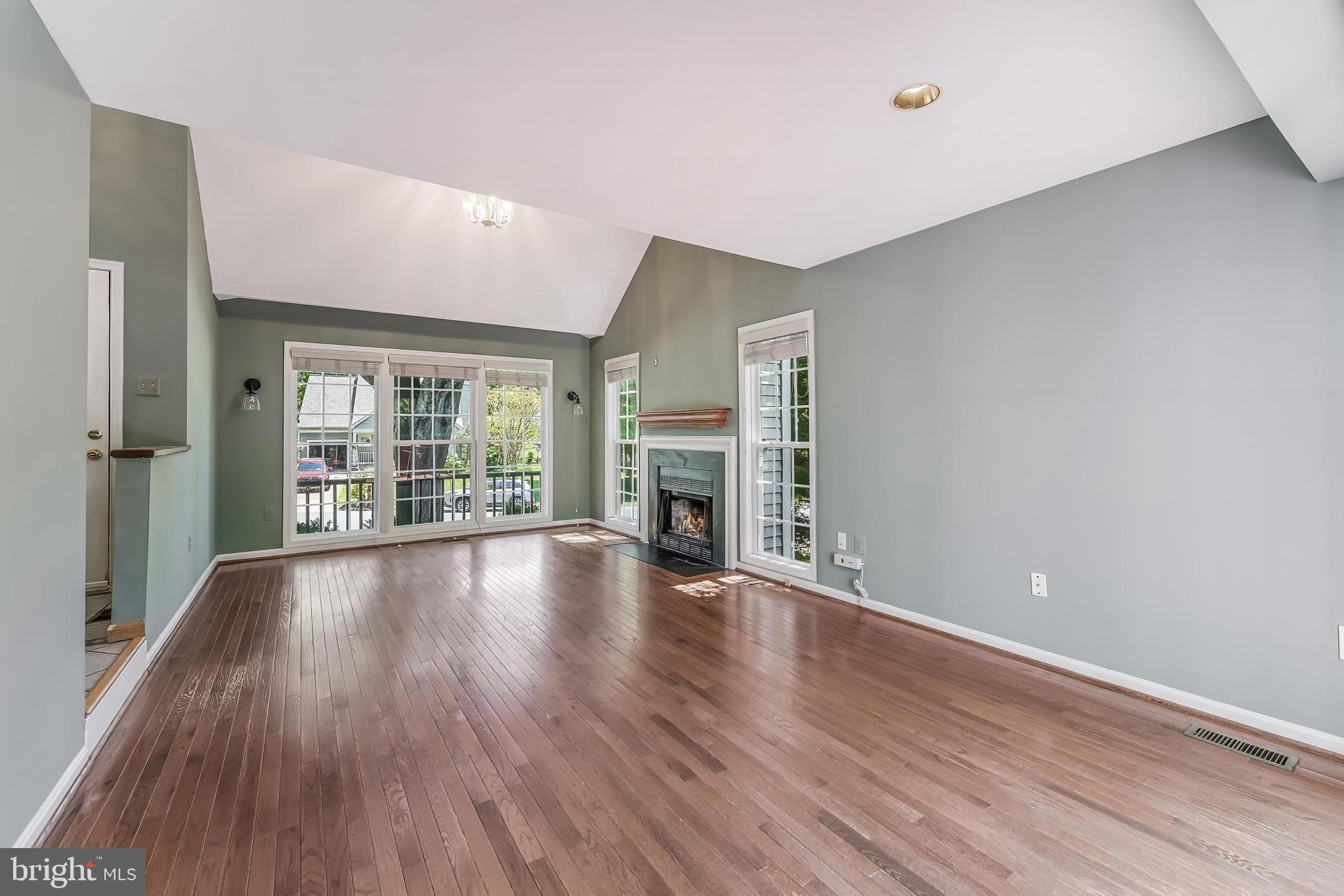 15045 HOLLEYSIDE DRIVE
