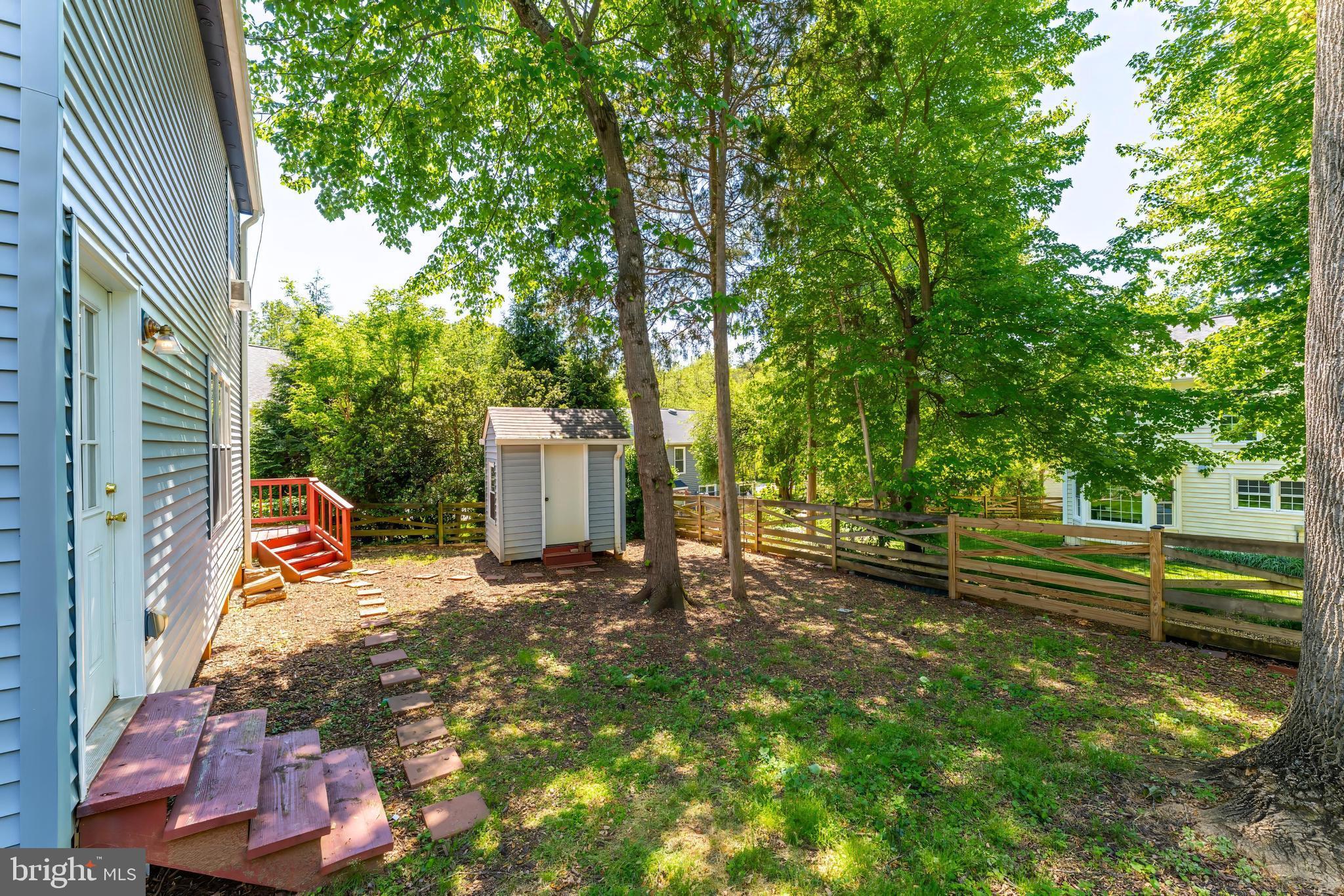 15045 HOLLEYSIDE DRIVE