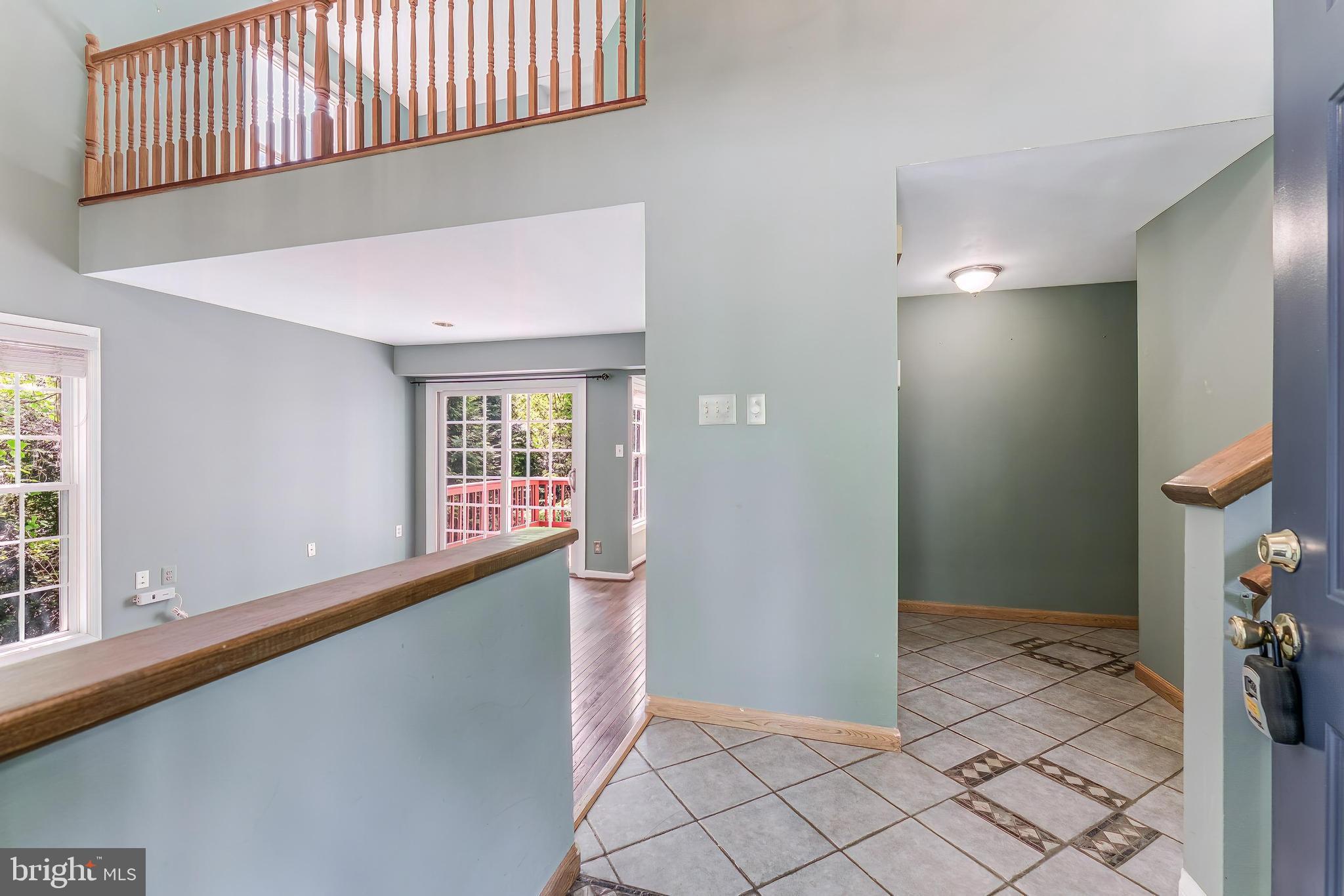 15045 HOLLEYSIDE DRIVE