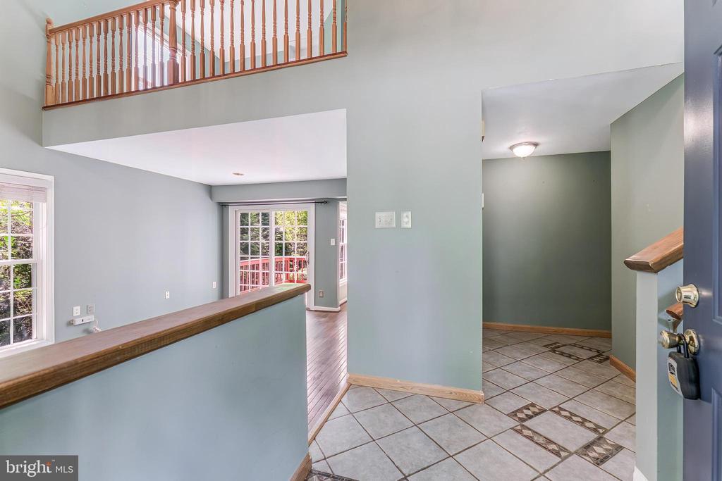 15045 HOLLEYSIDE DRIVE