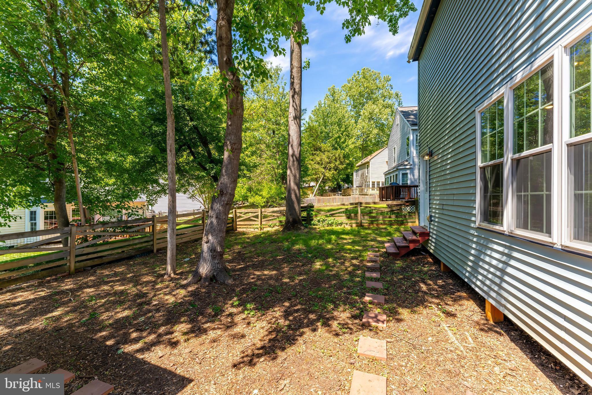 15045 HOLLEYSIDE DRIVE