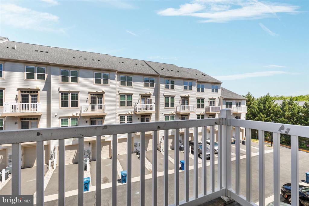 7438 BRUNSON CIRCLE