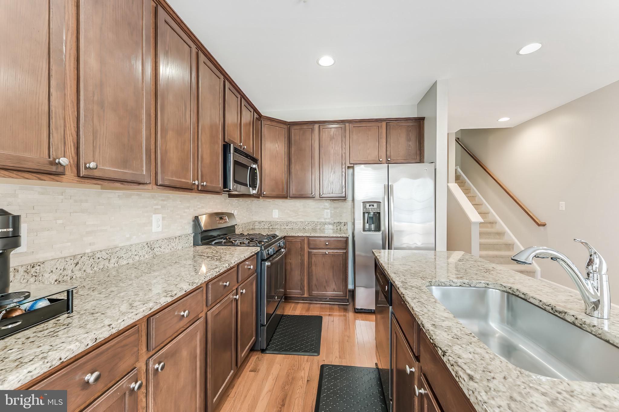 15381 ROSEMONT MANOR DRIVE