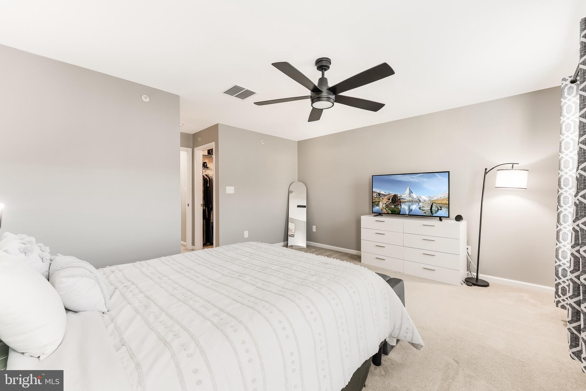 15381 ROSEMONT MANOR DRIVE