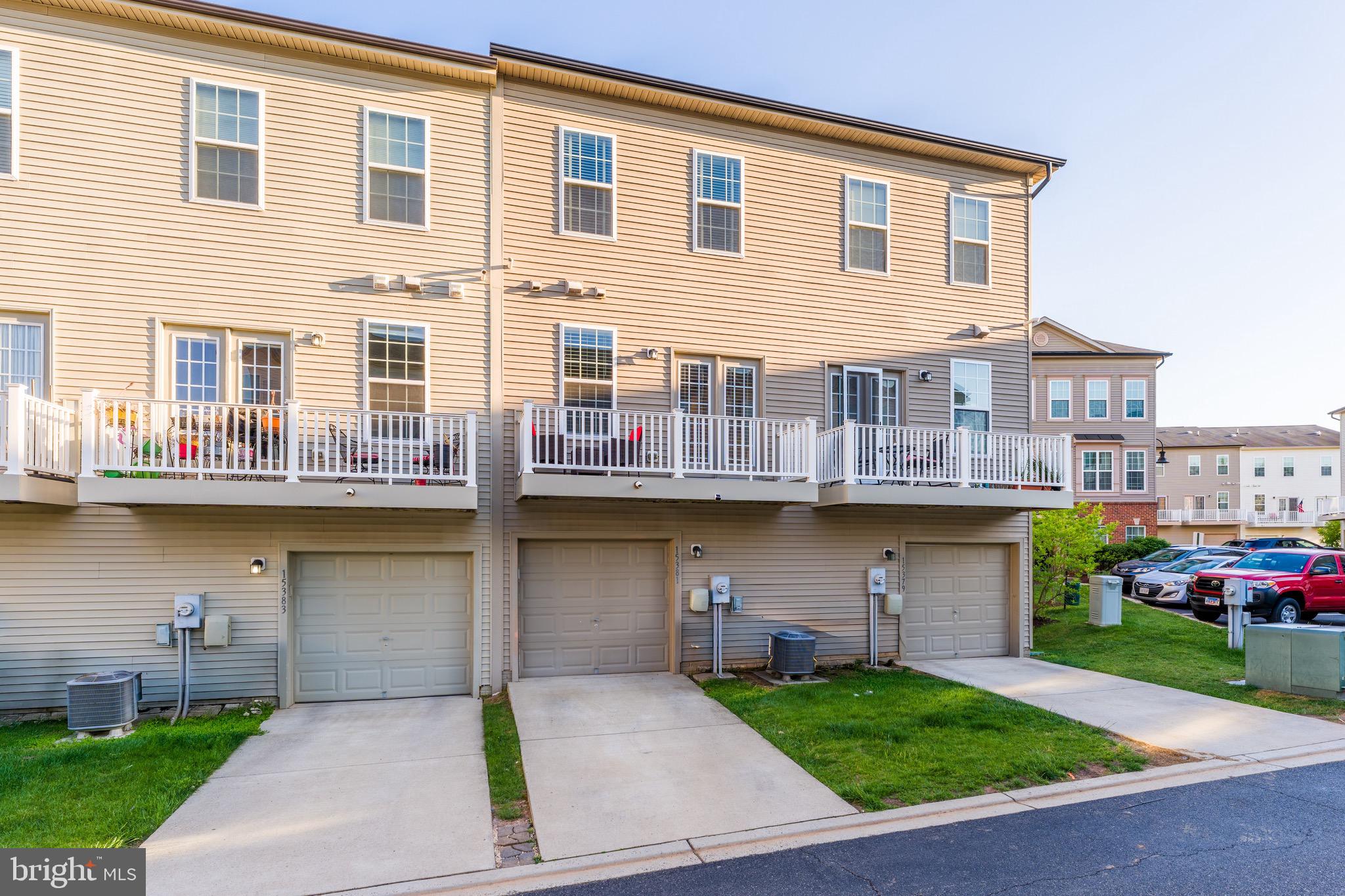15381 ROSEMONT MANOR DRIVE