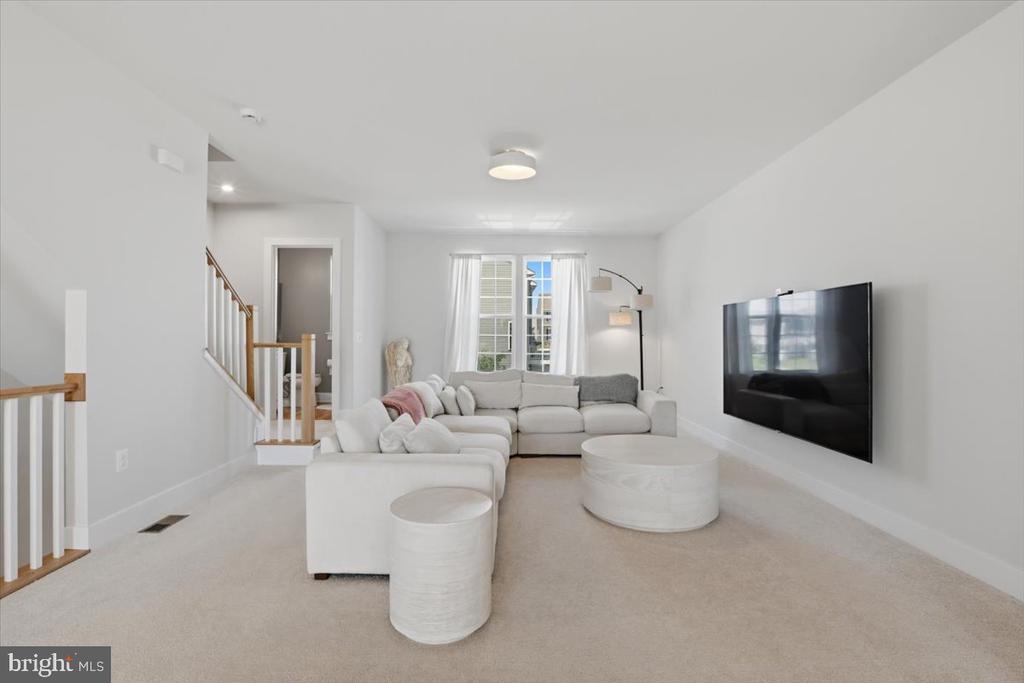 10545 WATERBURY WOODS WAY