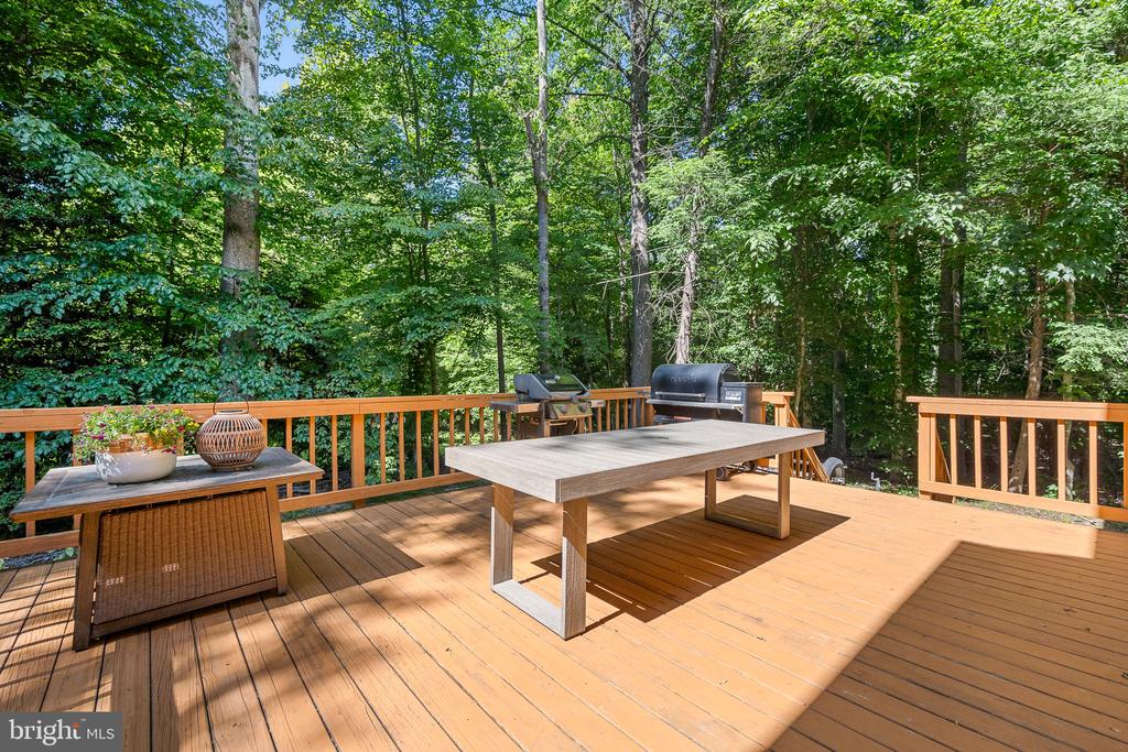 6153 RIVER FOREST DRIVE
