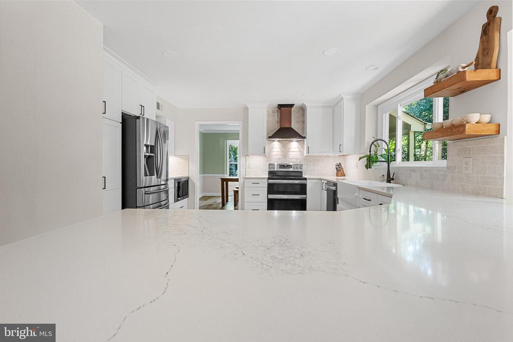 6153 RIVER FOREST DRIVE