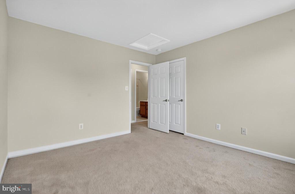 7629 HAMELIN LANE