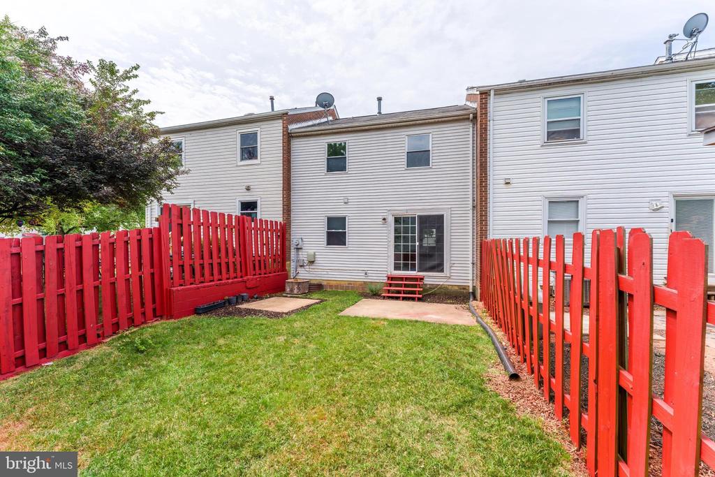 7511 REMINGTON ROAD
