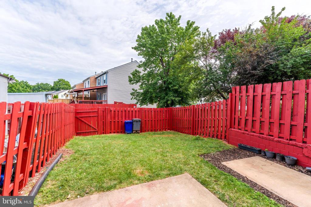 7511 REMINGTON ROAD