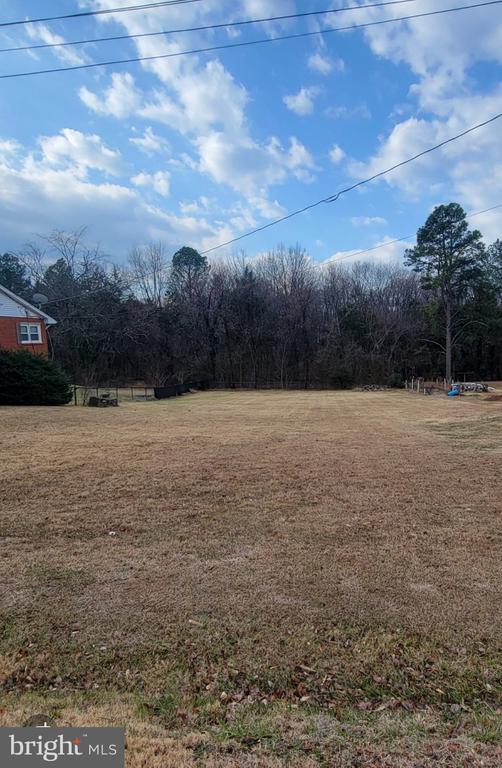 7626 HURON DRIVE