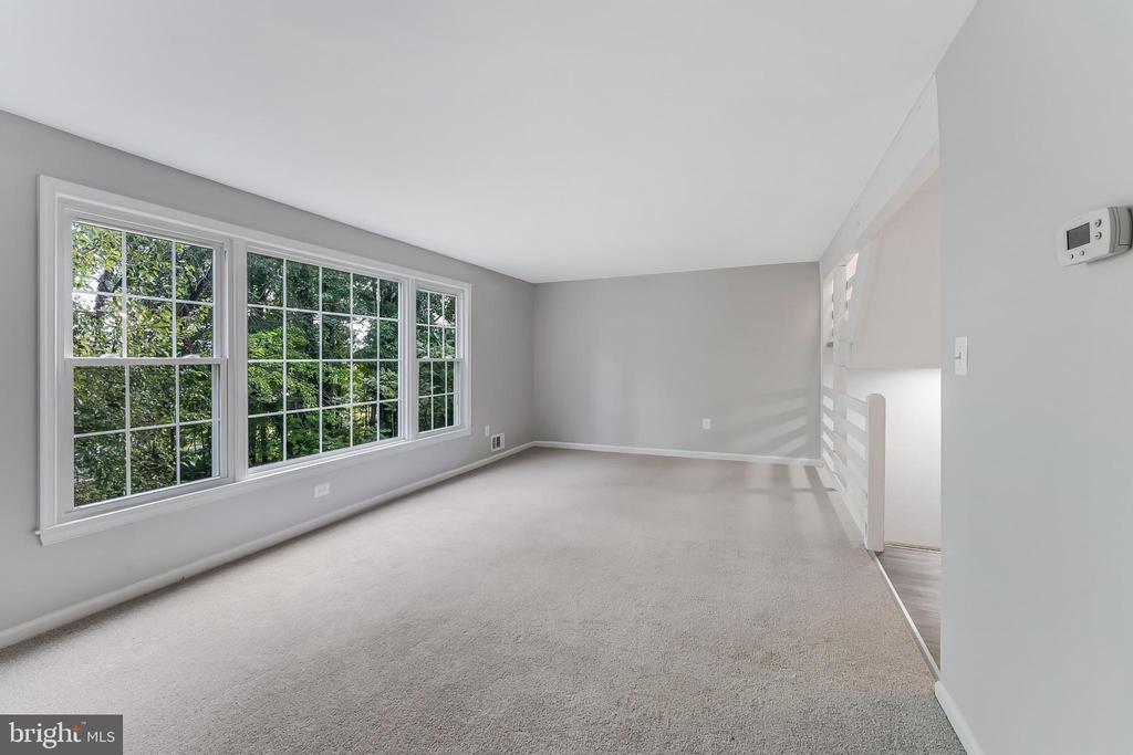 1202 FOX RUN PLACE