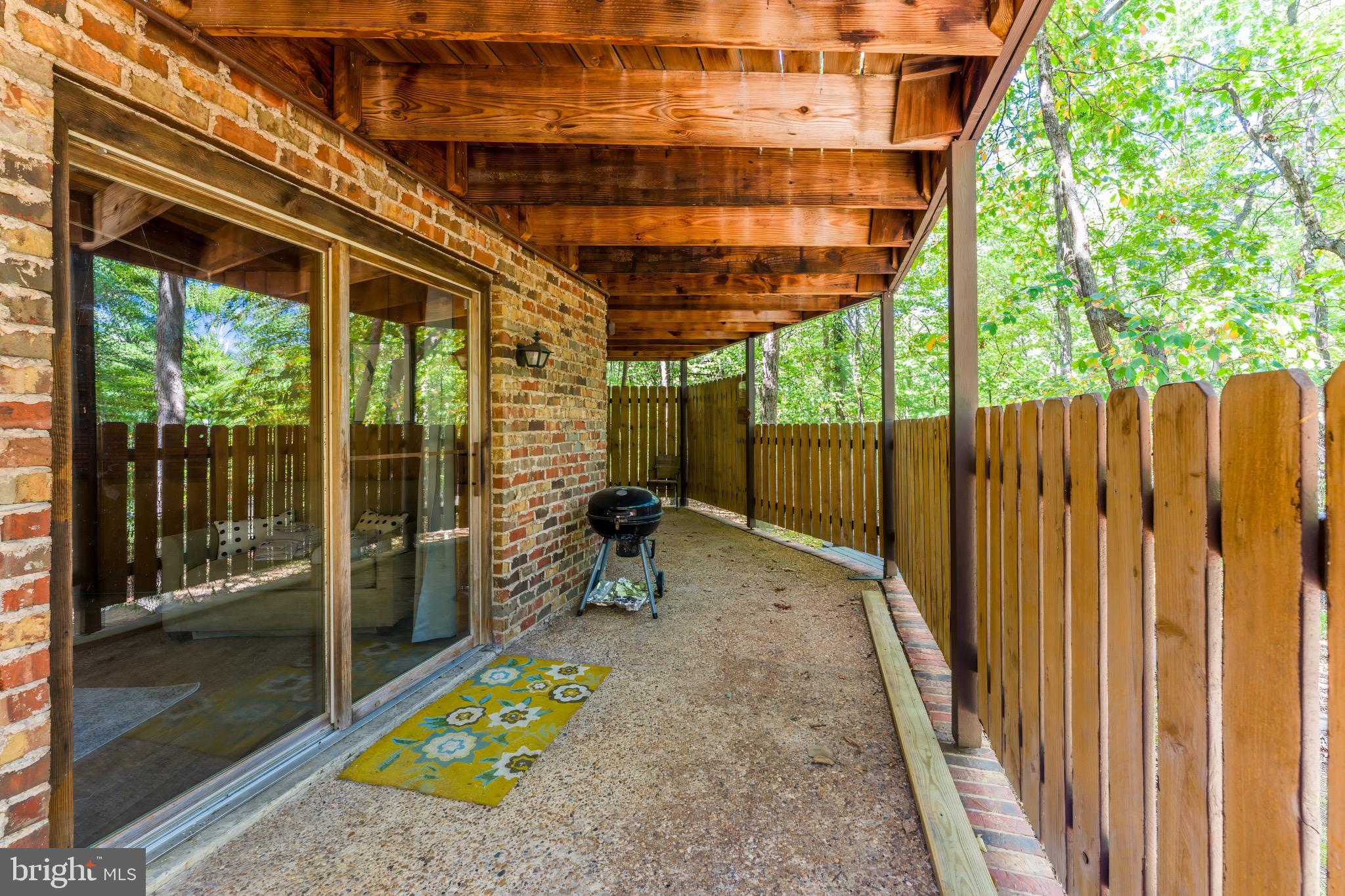 289 SHENANDALE DRIVE