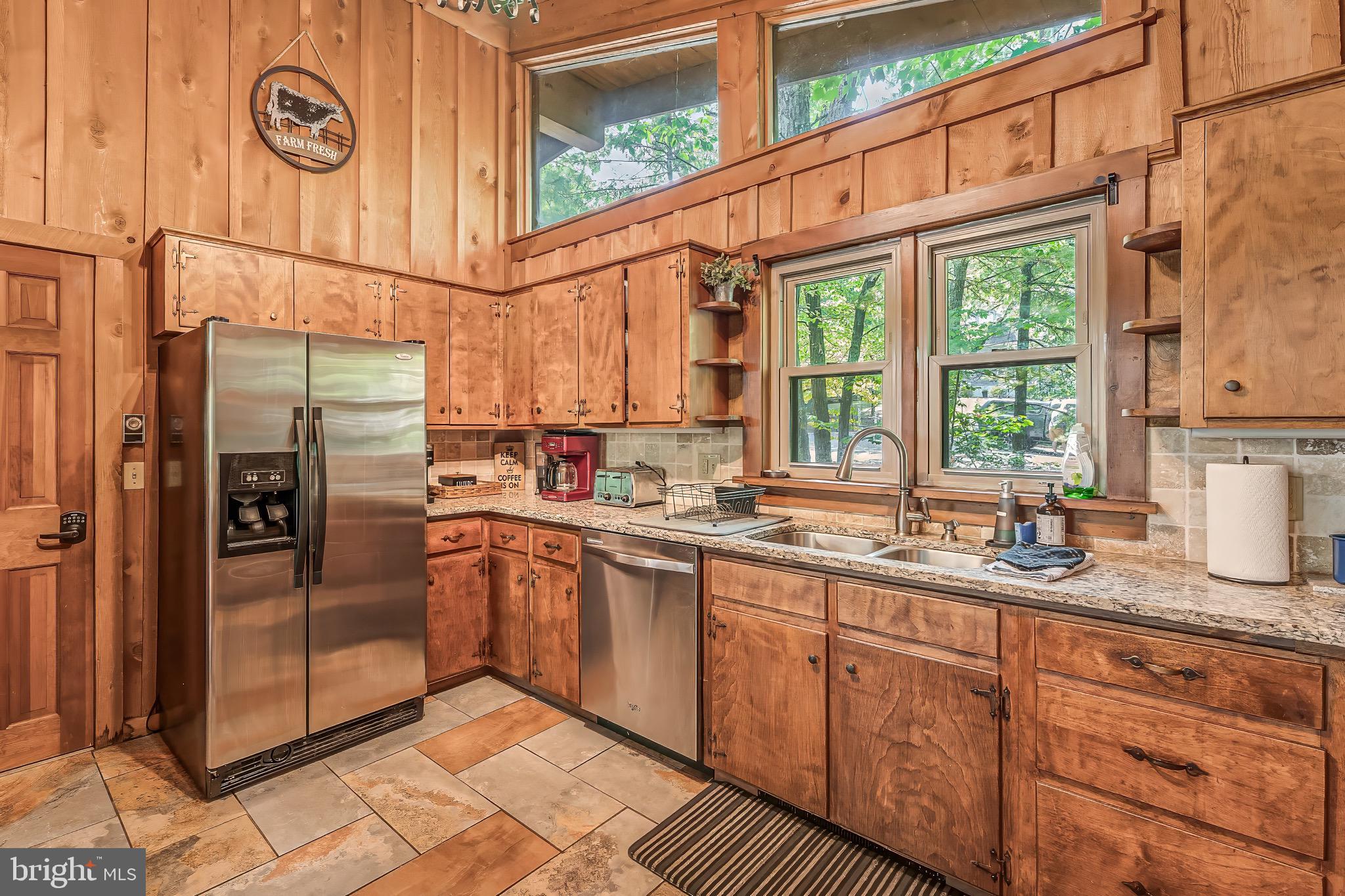289 SHENANDALE DRIVE