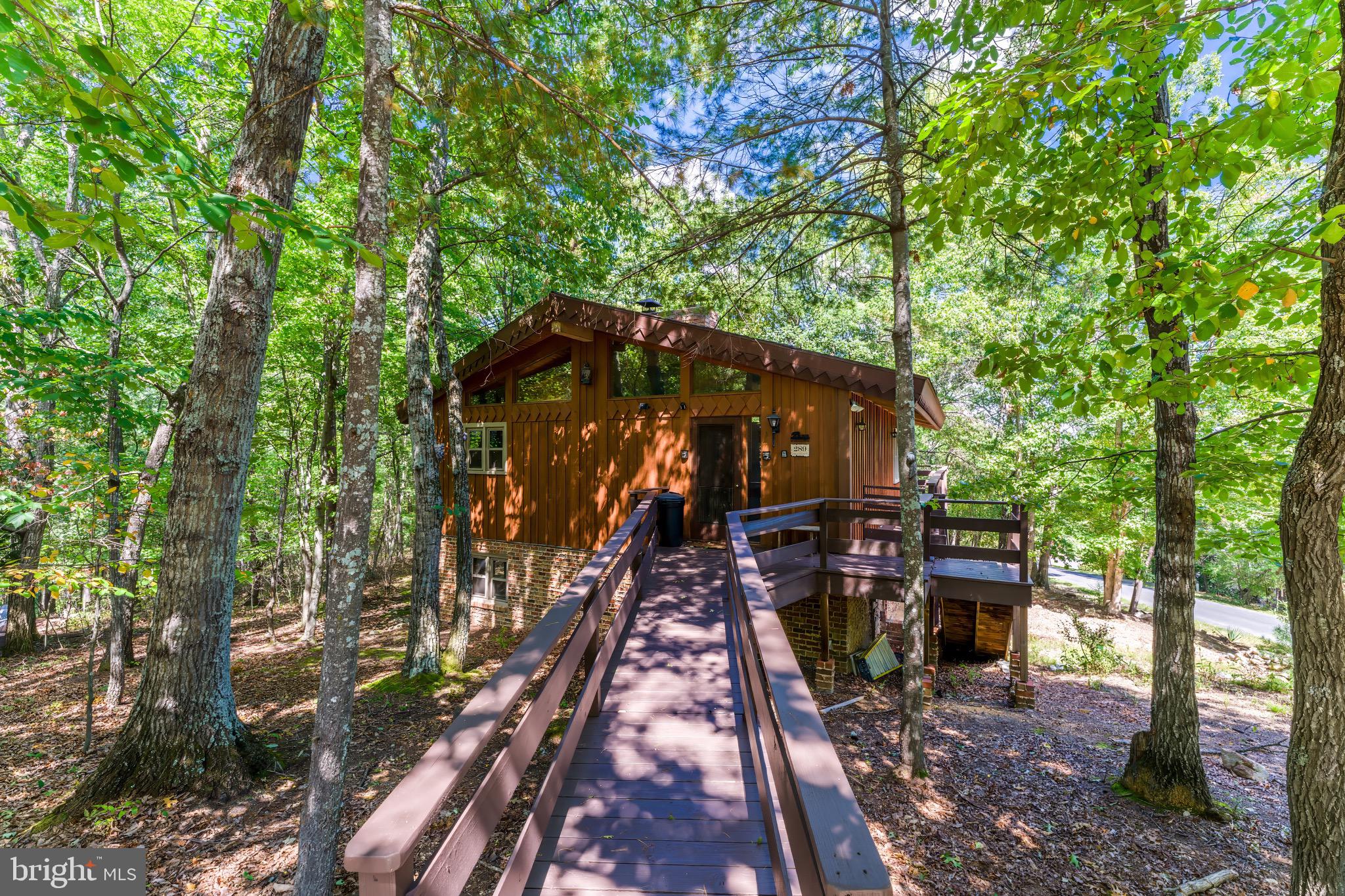 289 SHENANDALE DRIVE