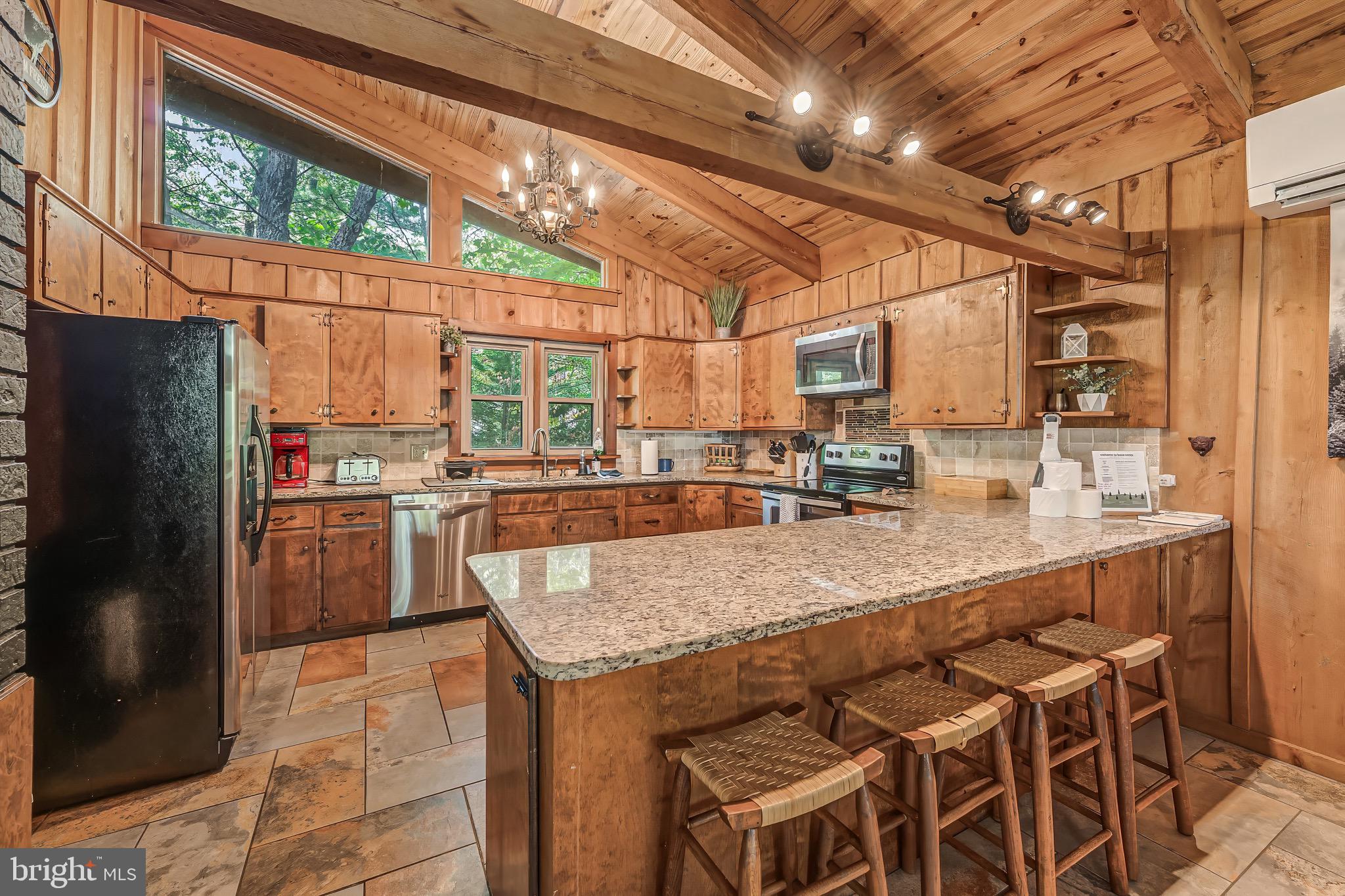 289 SHENANDALE DRIVE