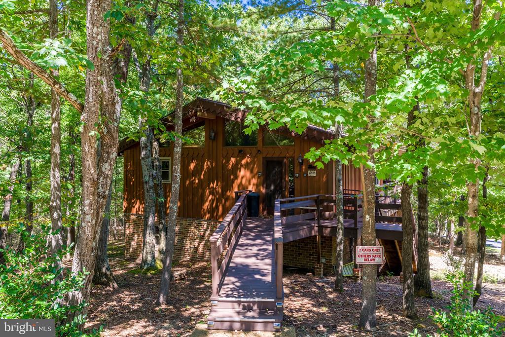 289 SHENANDALE DRIVE