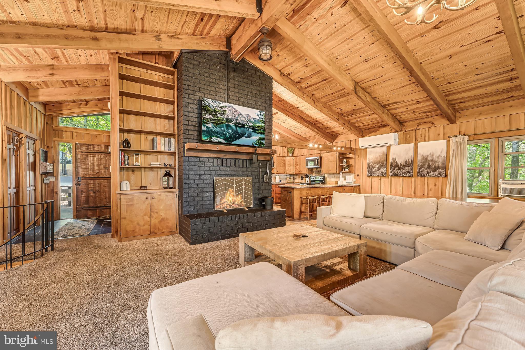 289 SHENANDALE DRIVE