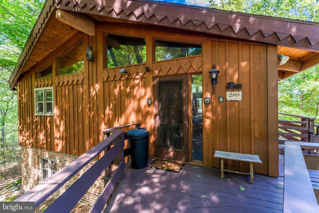 289 SHENANDALE DRIVE