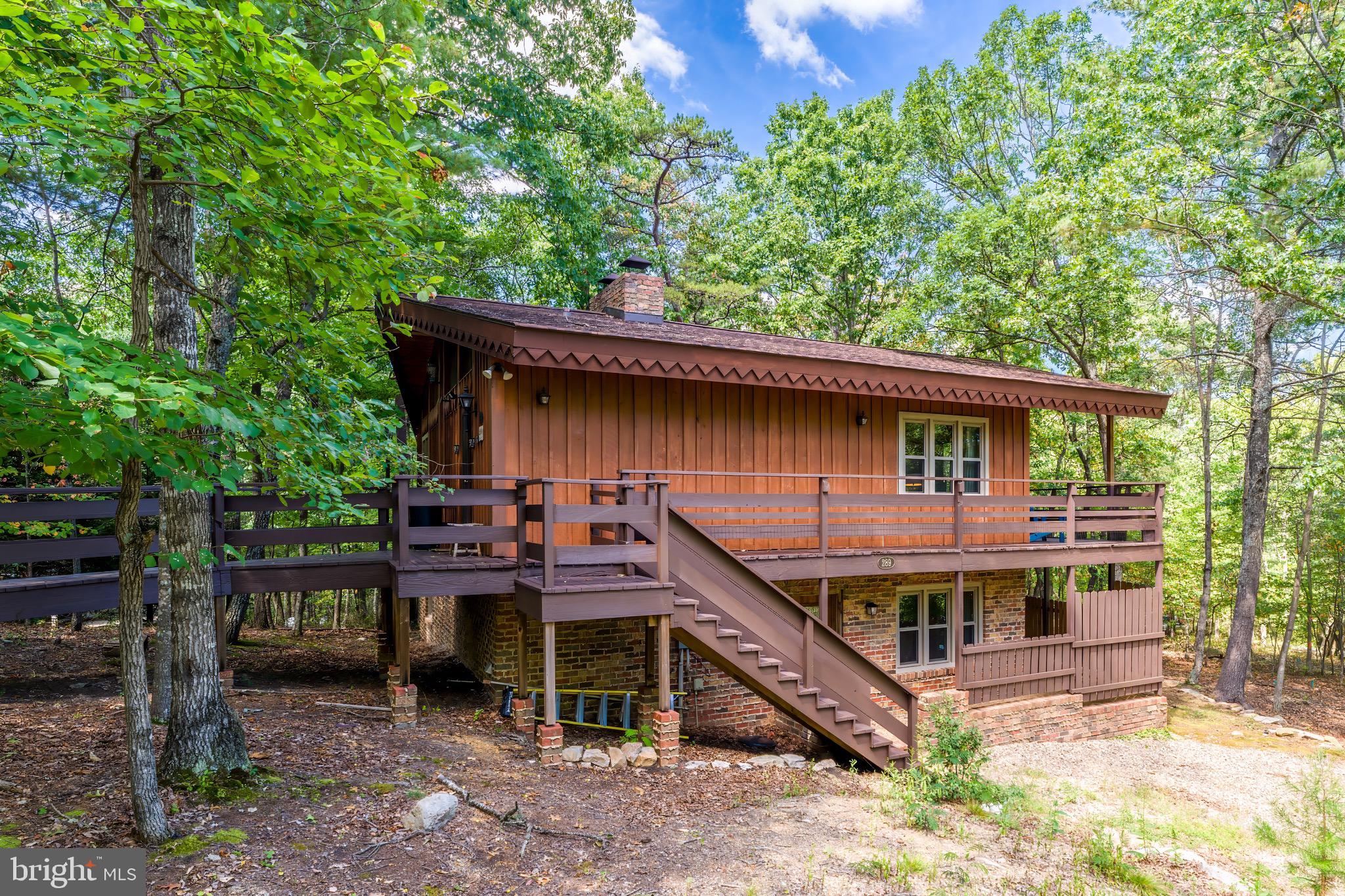 289 SHENANDALE DRIVE