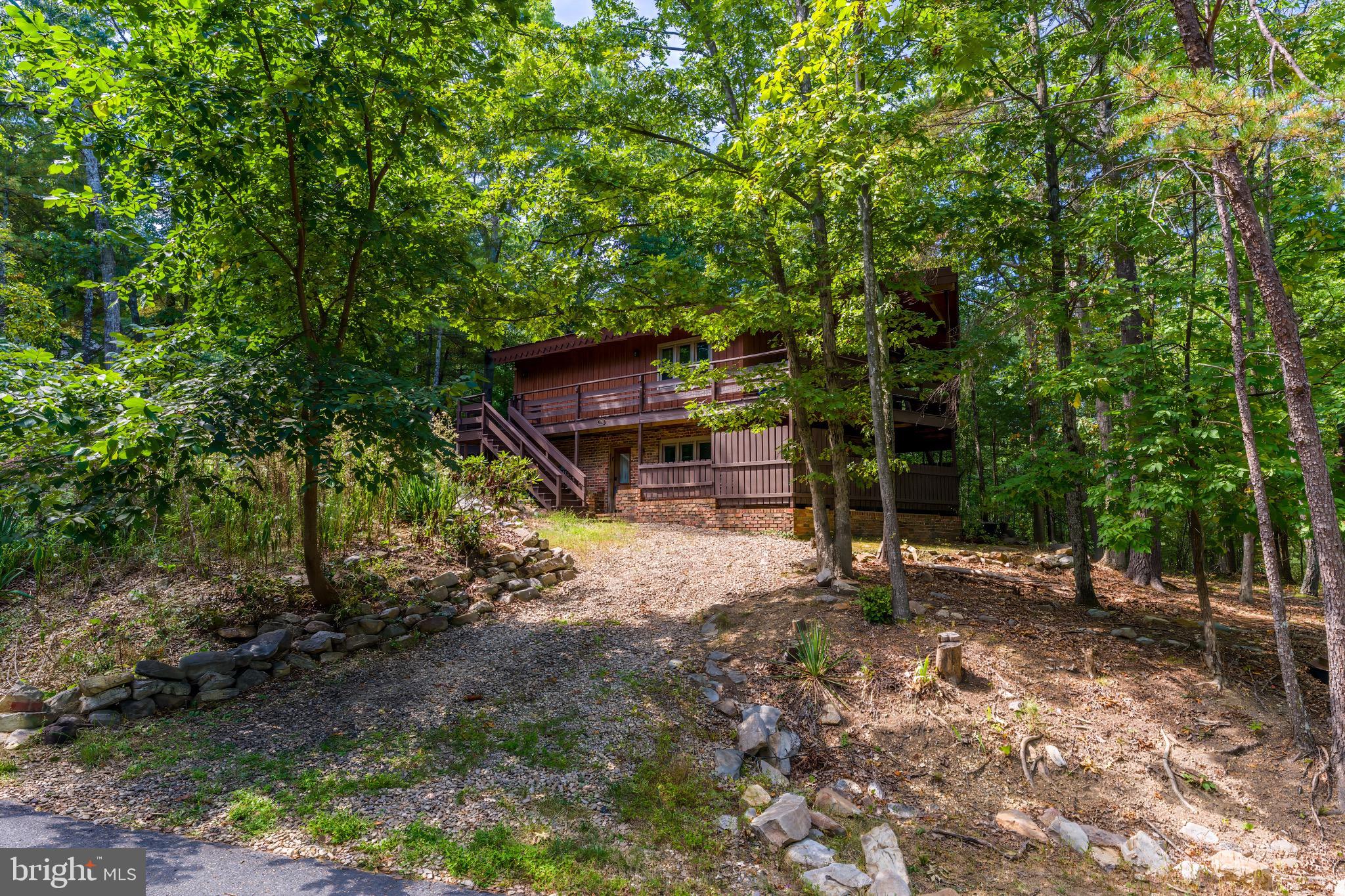 289 SHENANDALE DRIVE