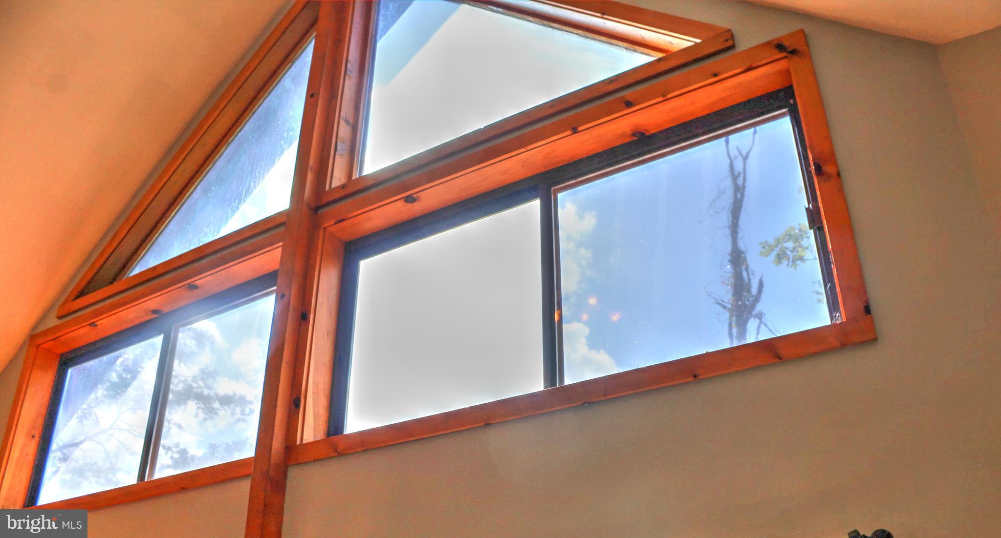 198 HOODS POINT ROAD