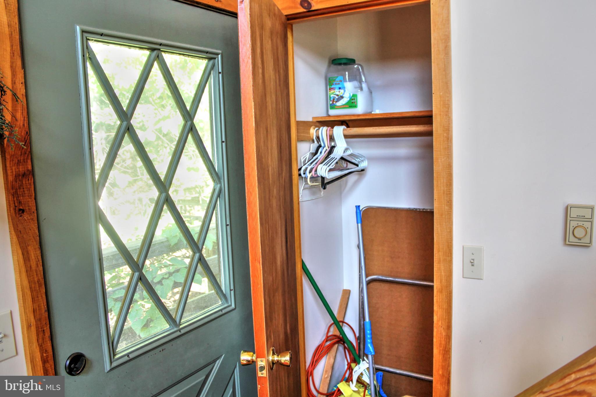 198 HOODS POINT ROAD