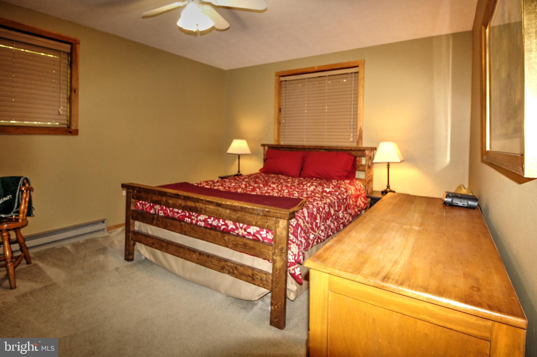 198 HOODS POINT ROAD