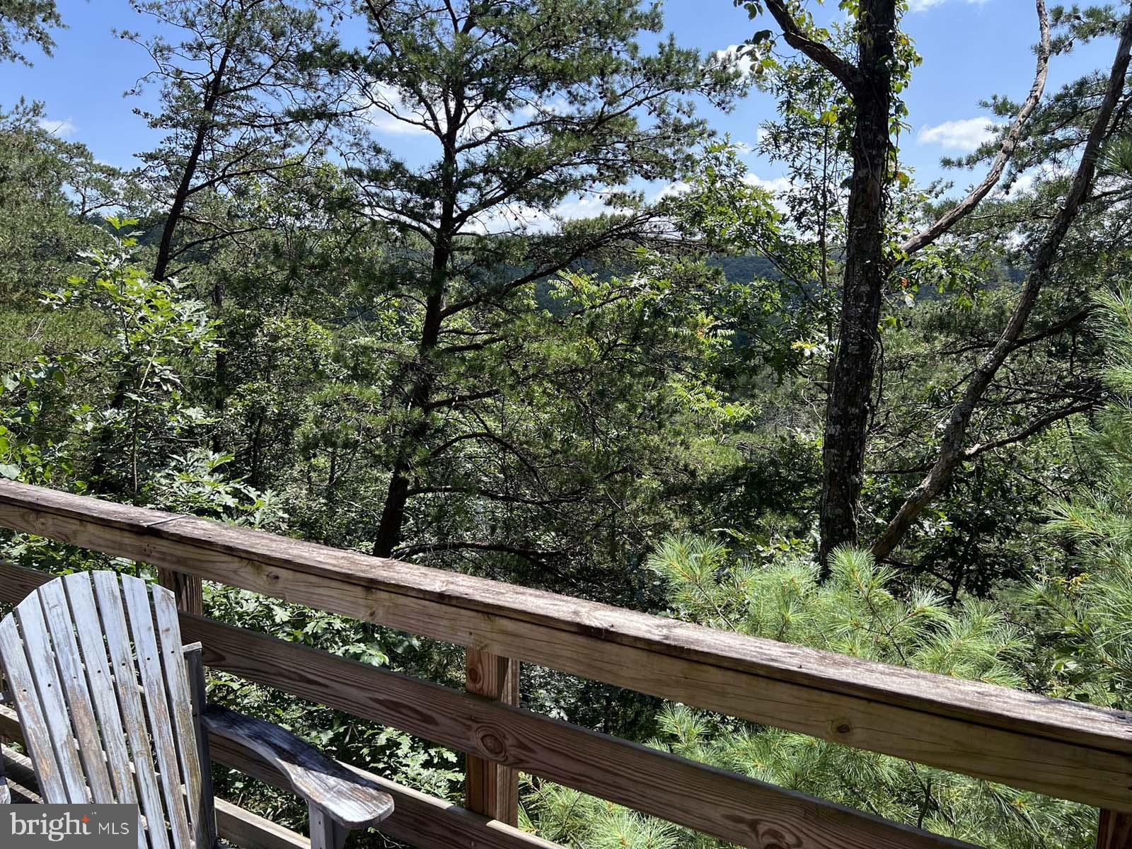 198 HOODS POINT ROAD